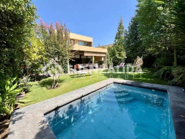 CASA Condominio Peumayén I / Av Rukán / San Luis