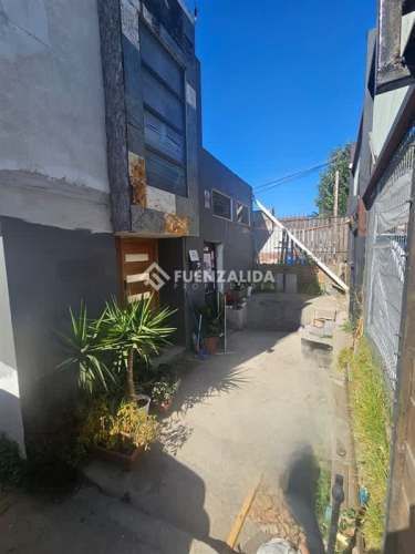 CASA Avenida Los Carrera, Feria Libre lo Valencia