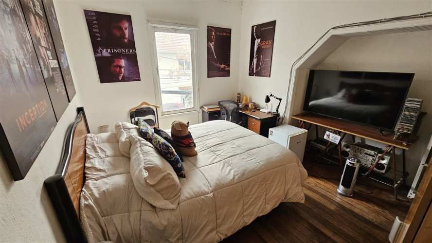 CASA Amplia Casa Patrimonial - General Salvo con Manuel Infante