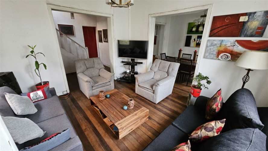 CASA Amplia Casa Patrimonial - General Salvo con Manuel Infante