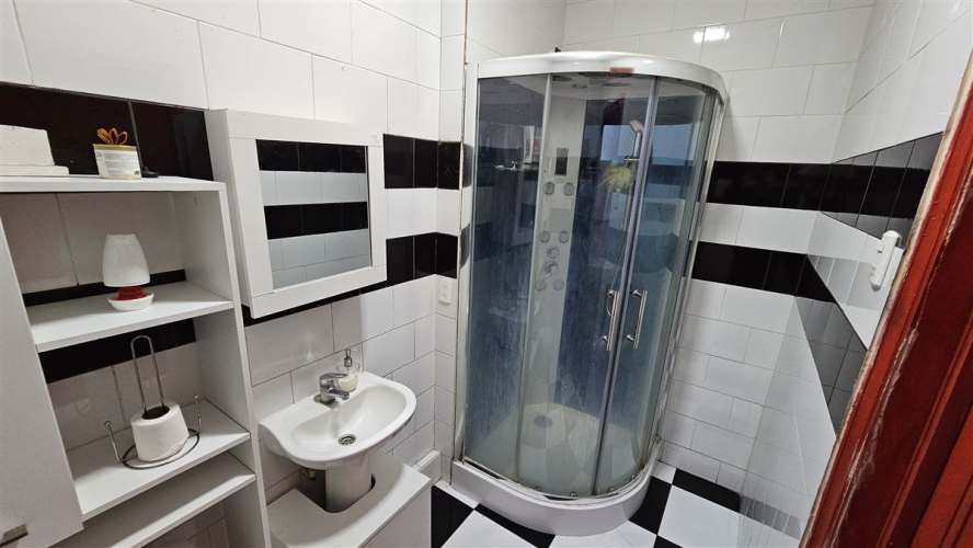 CASA Amplia Casa Patrimonial - General Salvo con Manuel Infante