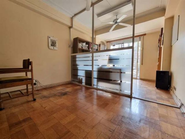 OFICINA Bustamante con Providencia - Amplia Oficina