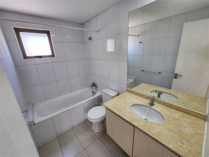 CASA CAMINO DE LA VIÑA 1547 HUECHURABA