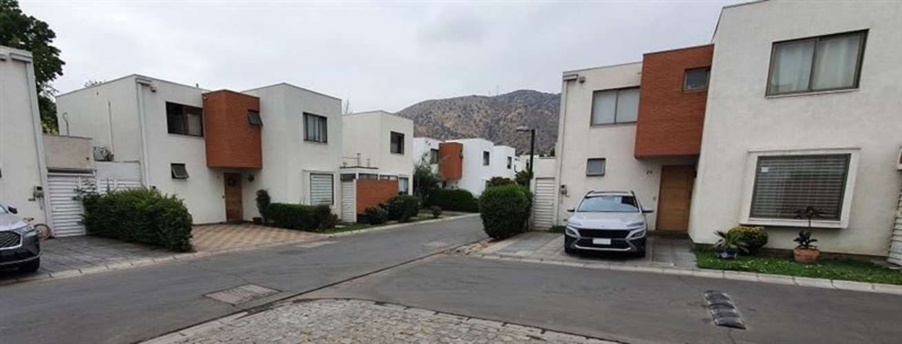 CASA CAMINO DE LA VIÑA 1547 HUECHURABA