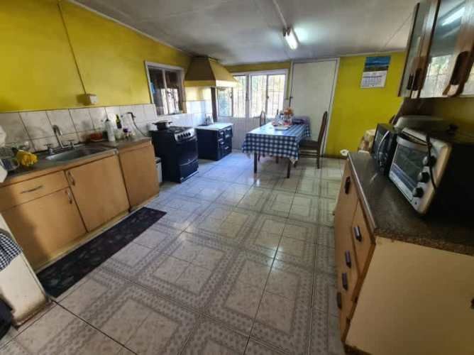 SE VENDE AMPLIA CASA EN SECTOR ALEMPARTE TALCAHUAN