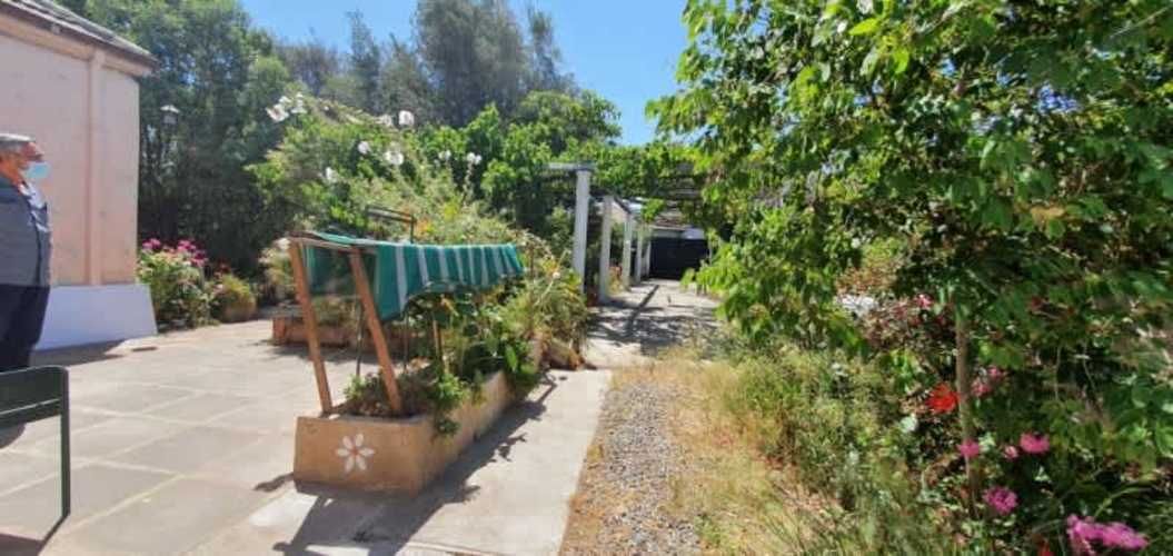 GRAN CASA ESQUINA EN VENTA, LA CISTERNA