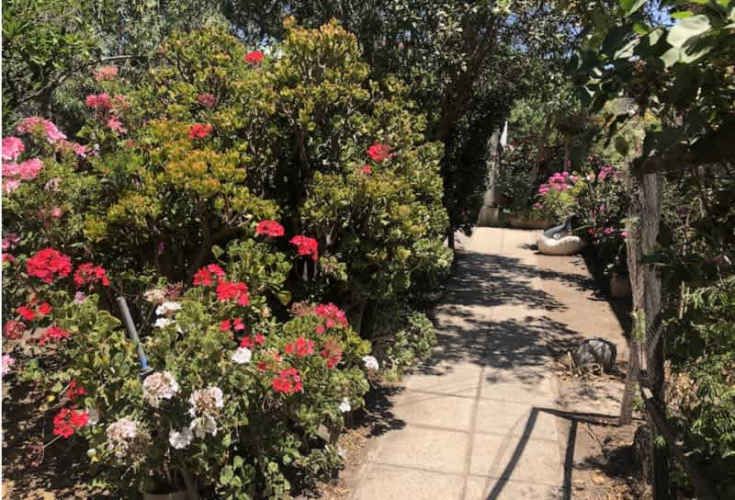 GRAN CASA ESQUINA EN VENTA, LA CISTERNA