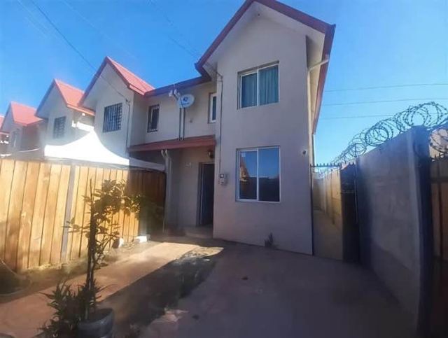 CASA En Venta Casa 2 Pisos en Villa Parque Arboleda