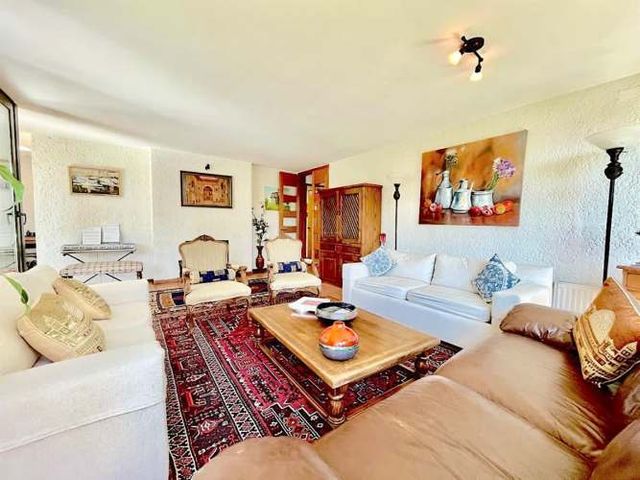 CASA San Carlos de Apoquindo 695