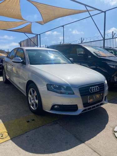 AUDI A4 1.8T, AT, TSFI, 2010 (68.000.- KM).