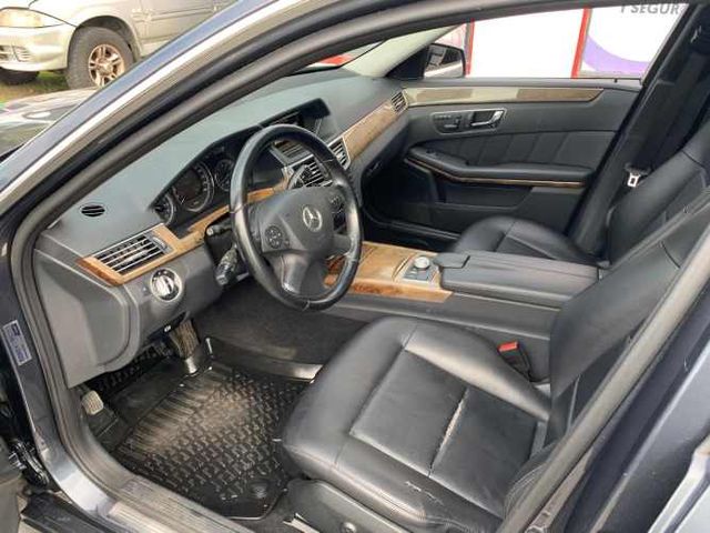 MERCEDES BENZ E250 2012