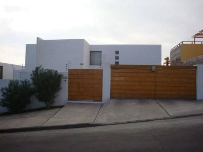 CASA Padre Hurtado / Francisco Bilbao