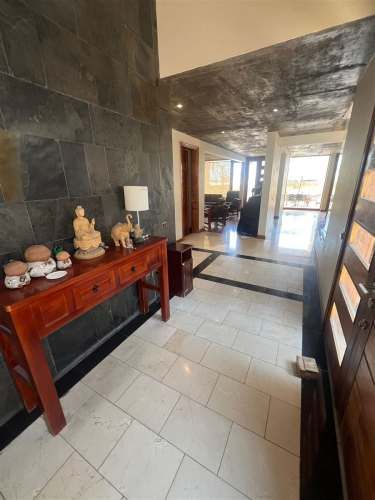 CASA Padre Hurtado / Francisco Bilbao