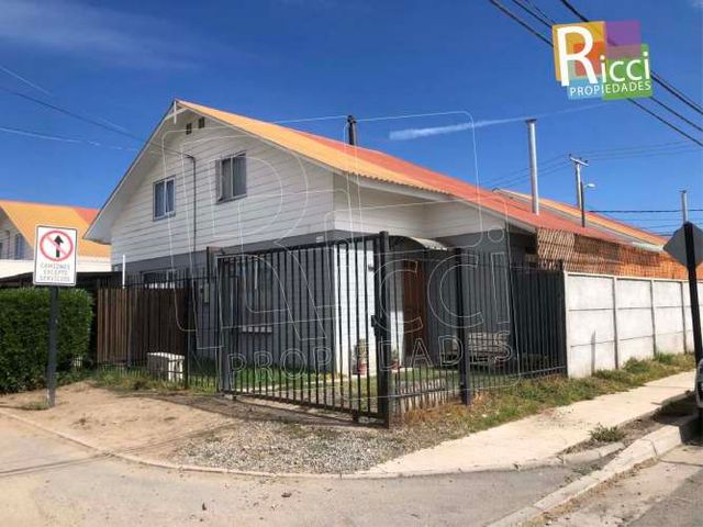 Excelente casa Villa Primavera, Rengo