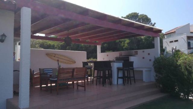 PUERTO VELERO: Casa Temporada 10 personas. Piscina y Quincho