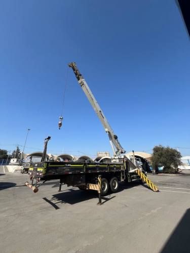 Camión Mack Pluma National Crane