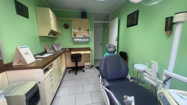 OPORTUNIDAD OFICINA 62 M2 EN PLENO STGO CENTRO