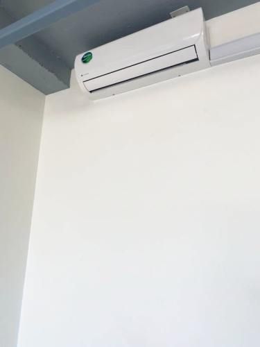 Oficina A PASOS DE SUPERMERCADO JUMBO Y DE EASY