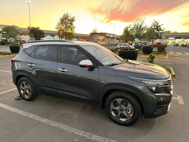 KIA SELTOS  EX 1.6L 6MT 2023