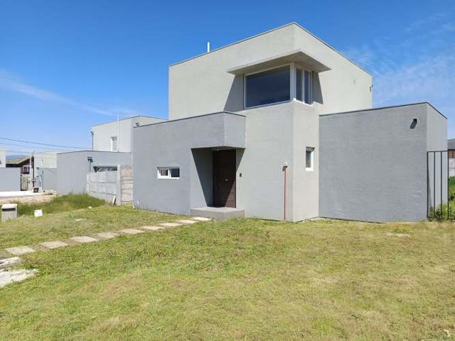 Casa en condominio nueva  en Melipilla