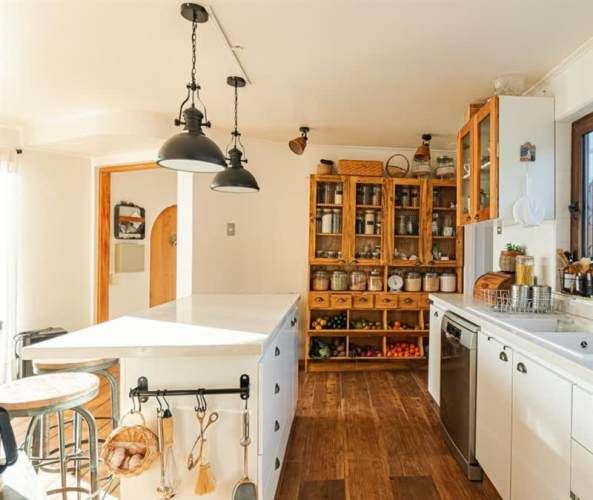 CASA Pasaje La Oración 4440