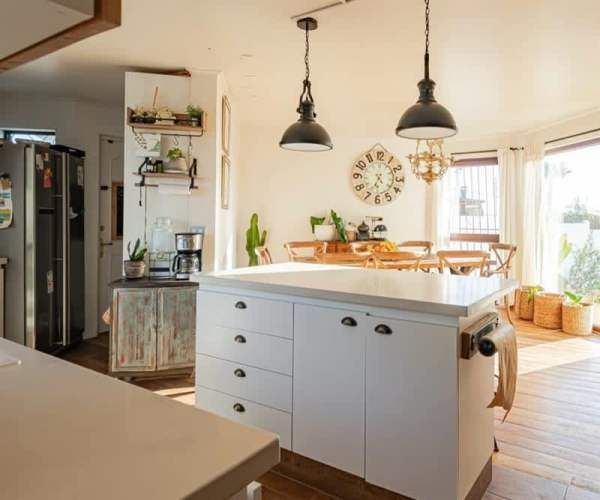 CASA Pasaje La Oración 4440