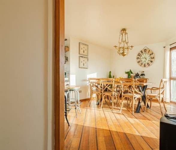 CASA Pasaje La Oración 4440