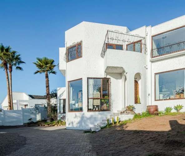 CASA Pasaje La Oración 4440