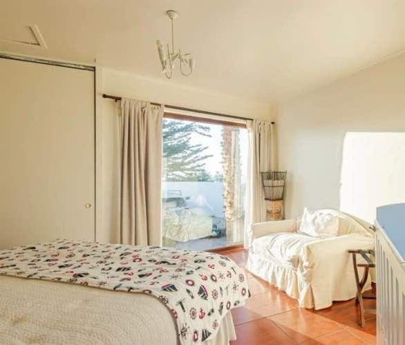 CASA Pasaje La Oración 4440