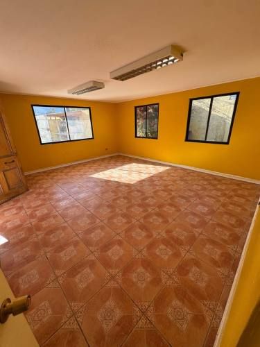 Se arrienda gran casa  (93196)