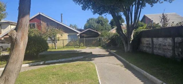 Casa A PASOS DE PARQUE LAS AMERICAS   Y COLON 9.000