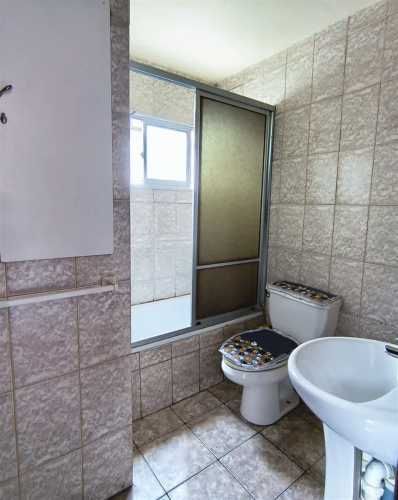 CASA Calle Guacolda Cerro Barón, Valparaíso