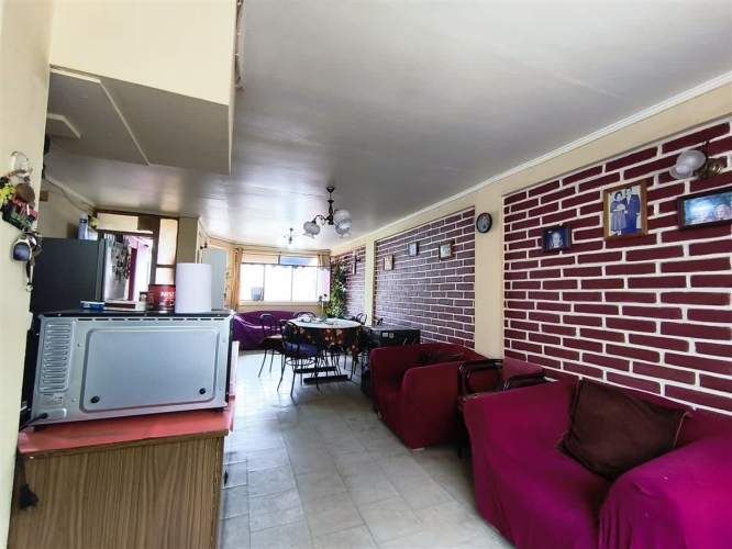 CASA Calle Guacolda Cerro Barón, Valparaíso