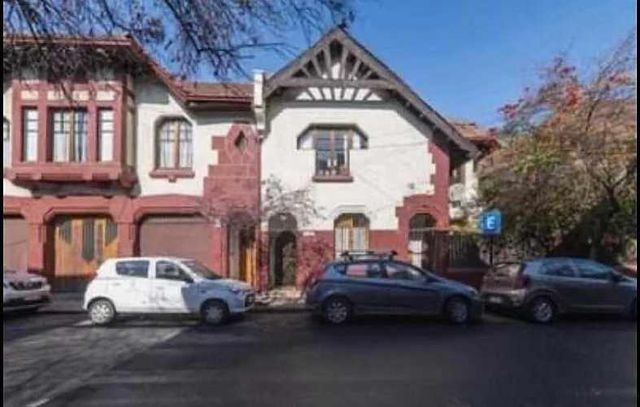 Casa En Venta En Providencia - Alberto Magno (93399)