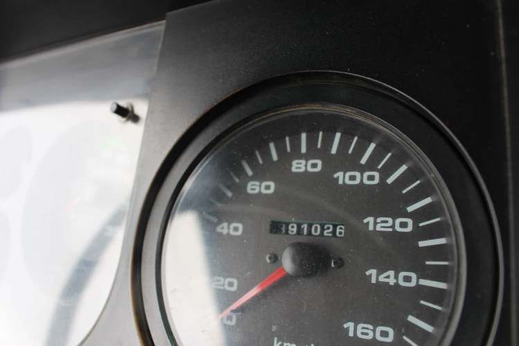 Camion Hyundai HD120 año 2011 Furgon 47 m3 Litera Facilidades