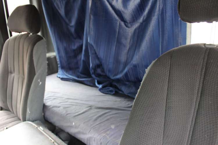 Camion Hyundai HD120 año 2011 Furgon 47 m3 Litera Facilidades