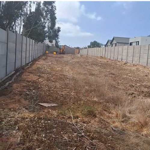 Arriendo Terreno 850 m2  a pasos de Ulriksen  (93934)