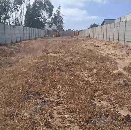 Arriendo Terreno 850 m2  a pasos de Ulriksen  (93934)