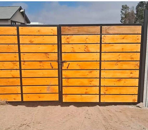 Arriendo Terreno 850 m2  a pasos de Ulriksen  (93934)