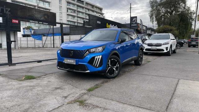 Peugeot 2008 Allure 130 (2024)