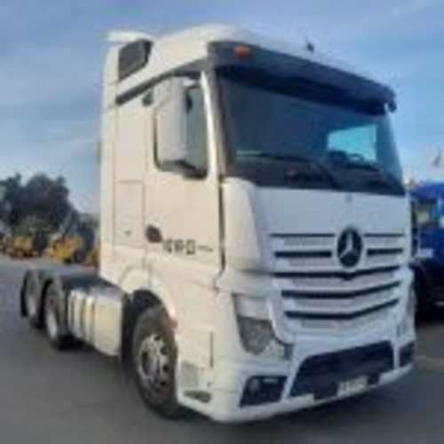 Camión Tracto Mercedes Benz NEW ACTROS 2651