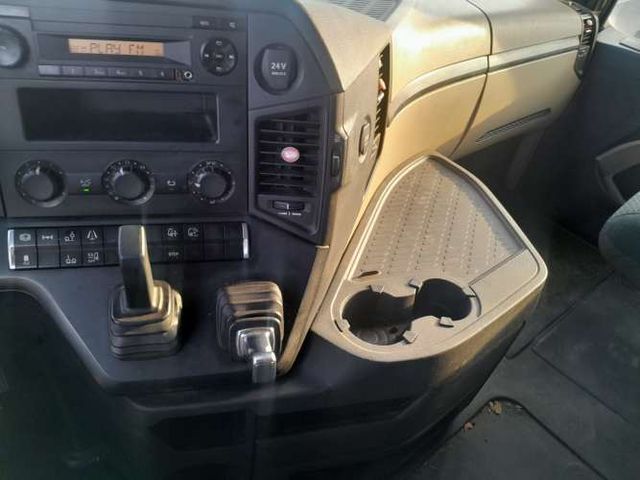 Camión Tracto Mercedes Benz NEW ACTROS 2651