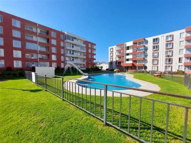 DEPARTAMENTO Departamento Semi-amoblado en quinto piso, Condominio Jardines de Pinamar, La Serena.