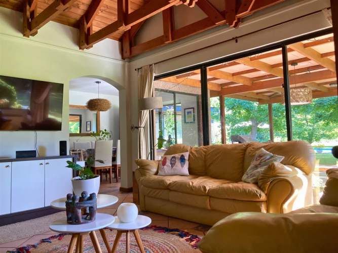 CASA DIAGONAL SANTA ELENA / SANTA ESTER