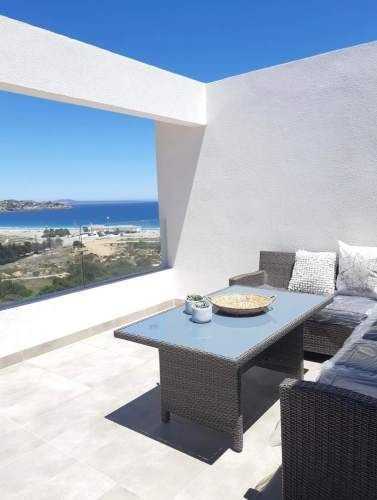 PUERTO VELERO :TRIPLEX para 9 personas. Terraza en Azotea.