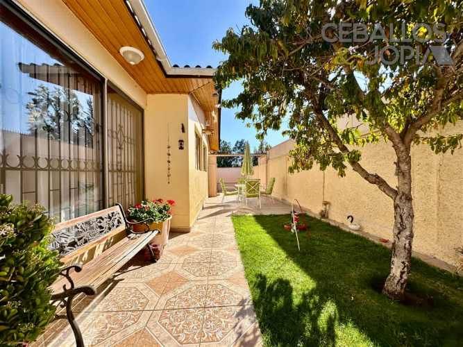 CASA Victoria, Villa Alemana