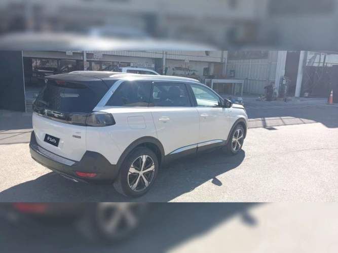 PEUGEOT 5008 2022