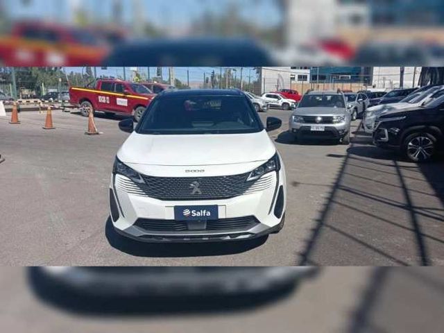 PEUGEOT 5008 2022