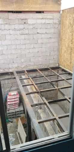 Casa MARÍA ELENA AL LLEGAR A AV. BONILLA A LA VUELTA DE PLAZA BIC