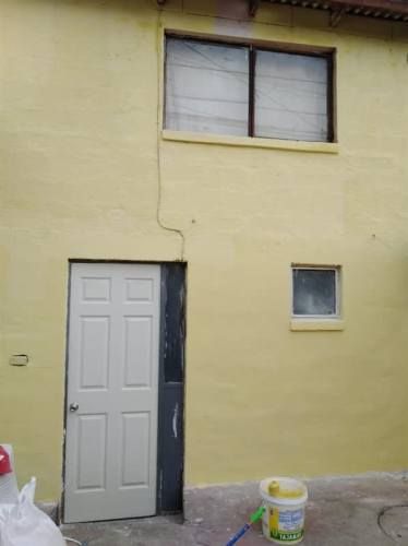 Casa MARÍA ELENA AL LLEGAR A AV. BONILLA A LA VUELTA DE PLAZA BIC